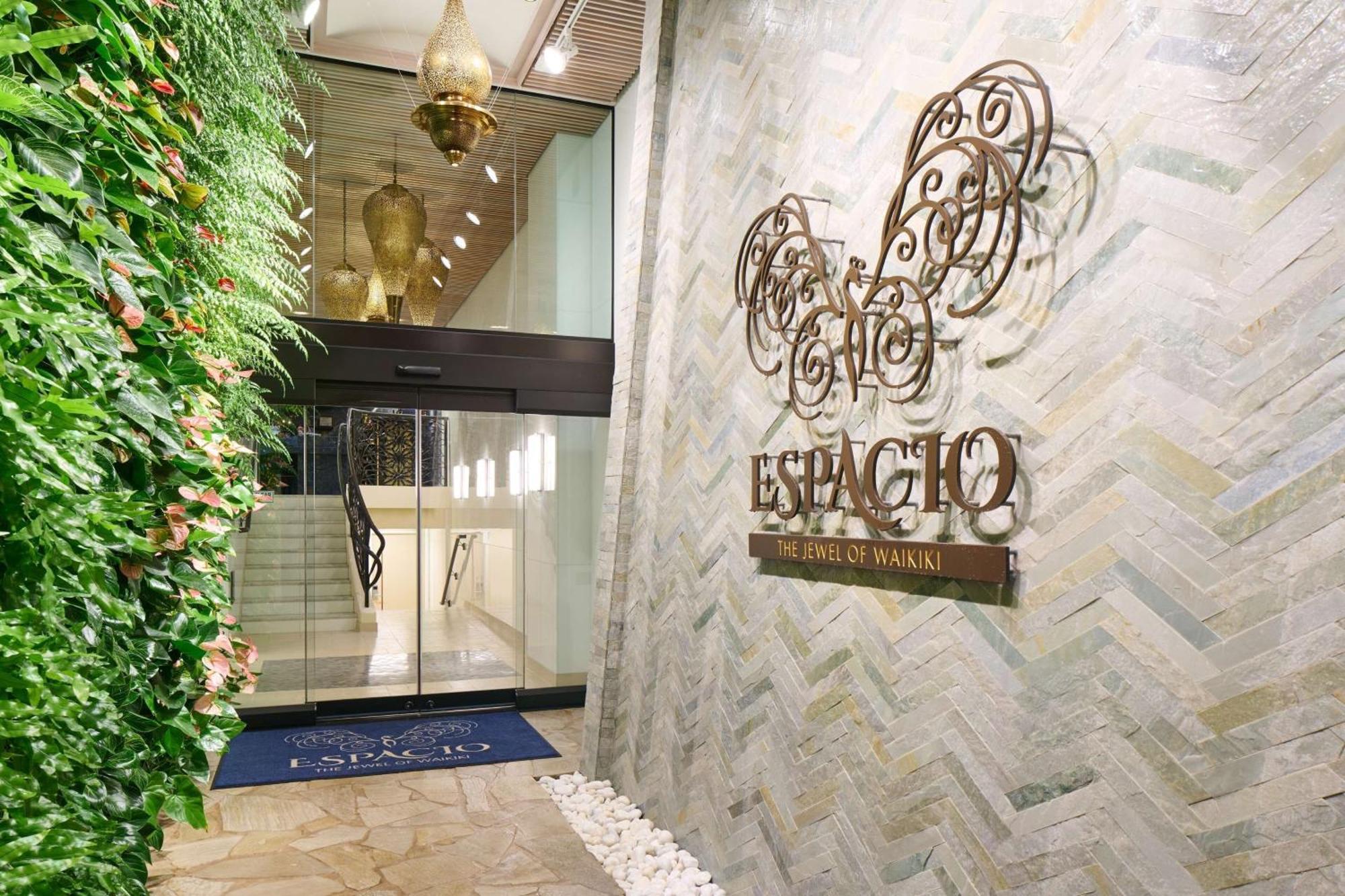 Espacio The Jewel Of Waikiki Honolulu Exterior photo