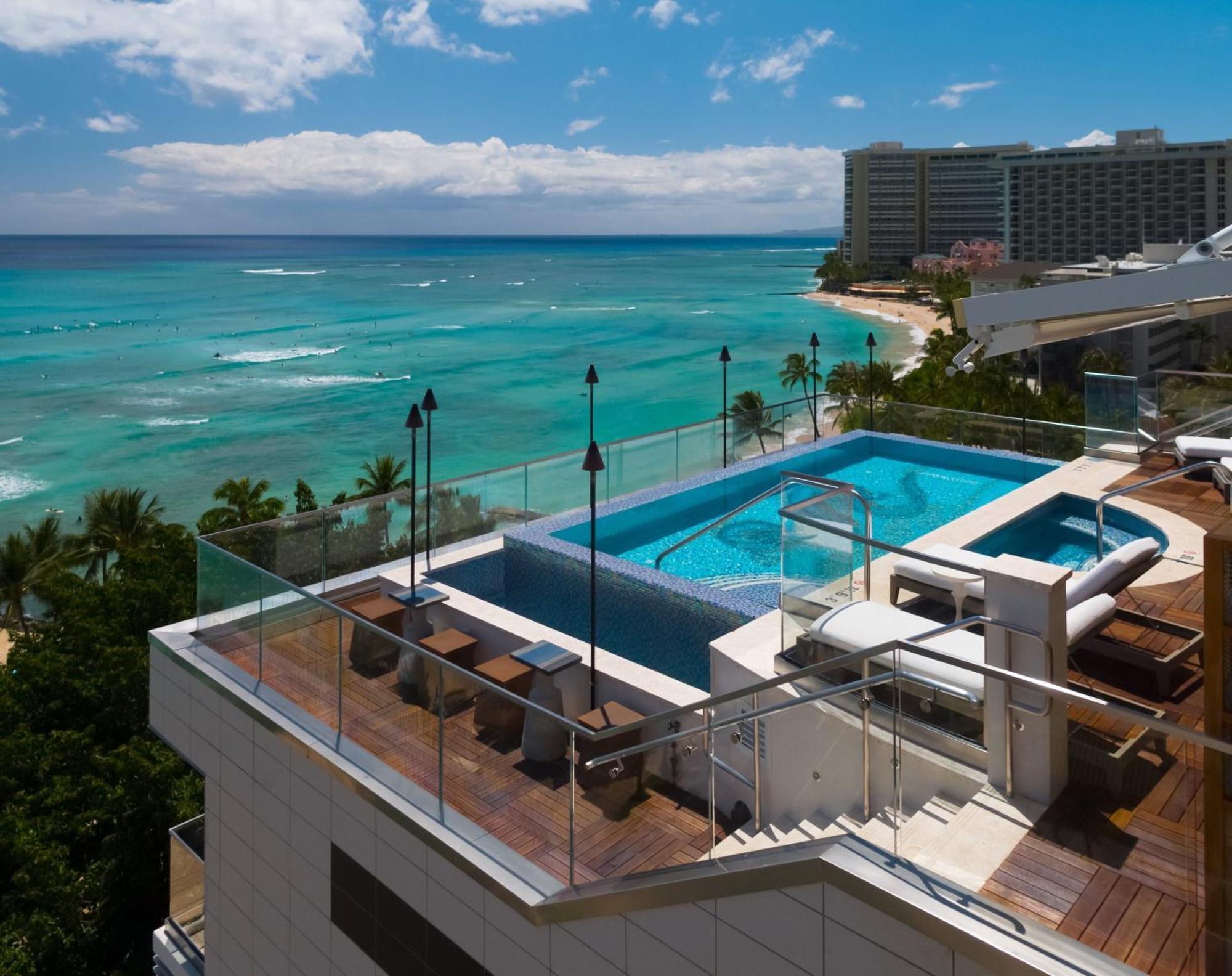 Espacio The Jewel Of Waikiki Honolulu Exterior photo