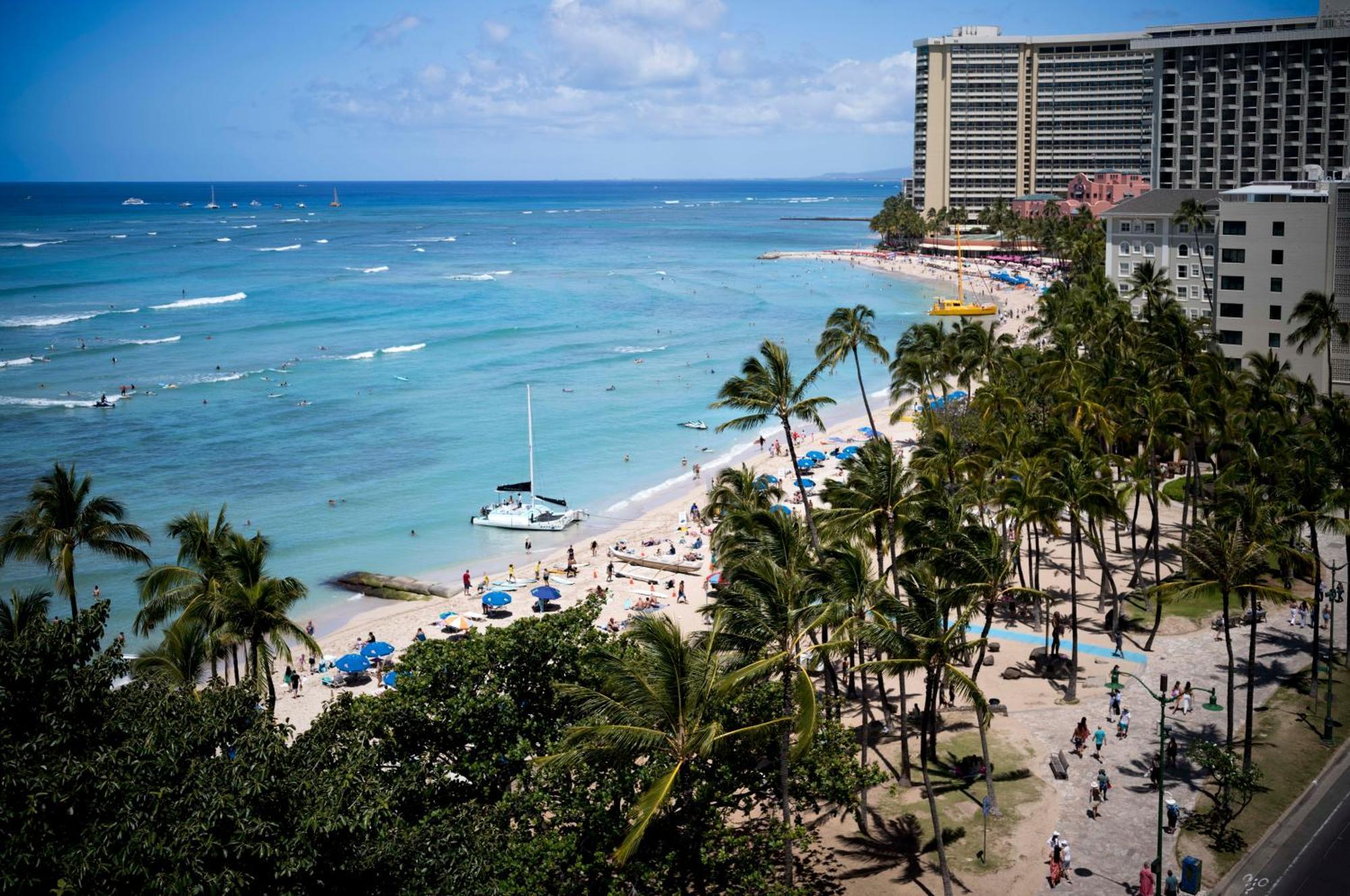 Espacio The Jewel Of Waikiki Honolulu Exterior photo